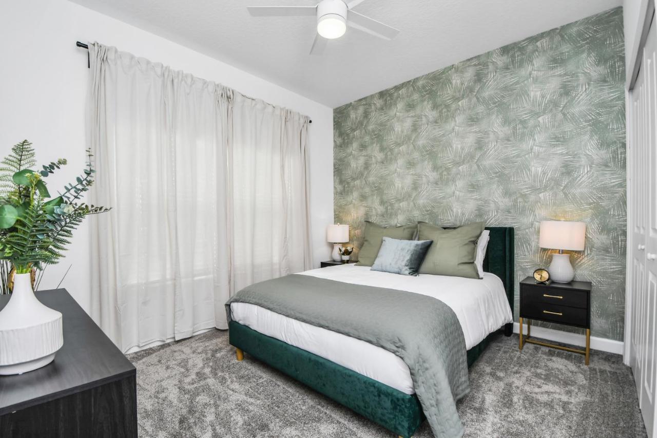 키시미 Brand New Townhouse-Storey Lake 빌라 외부 사진