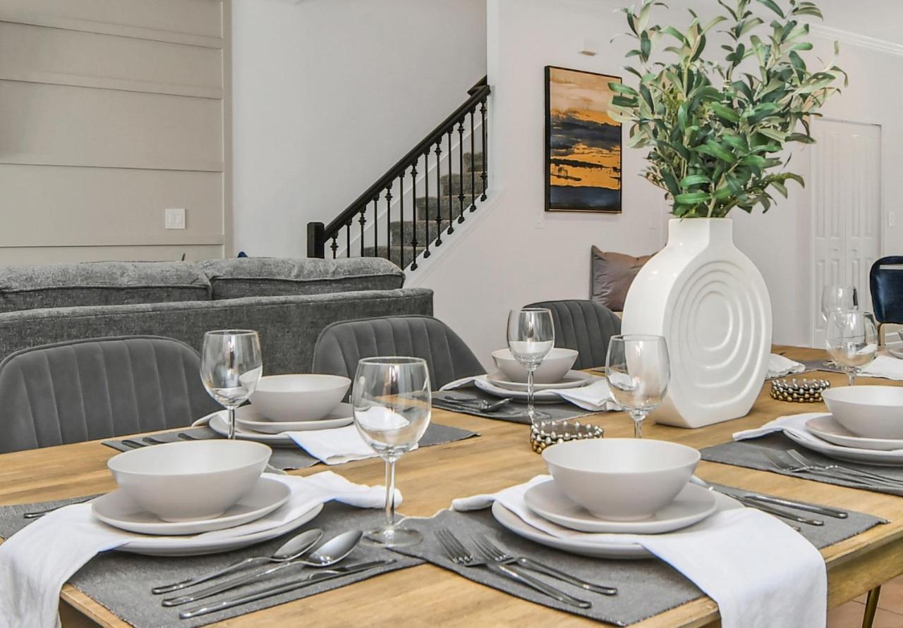 키시미 Brand New Townhouse-Storey Lake 빌라 외부 사진